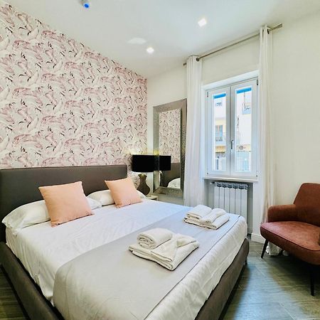 Yourhome - Santa Lucia Rooms Sorrento Esterno foto