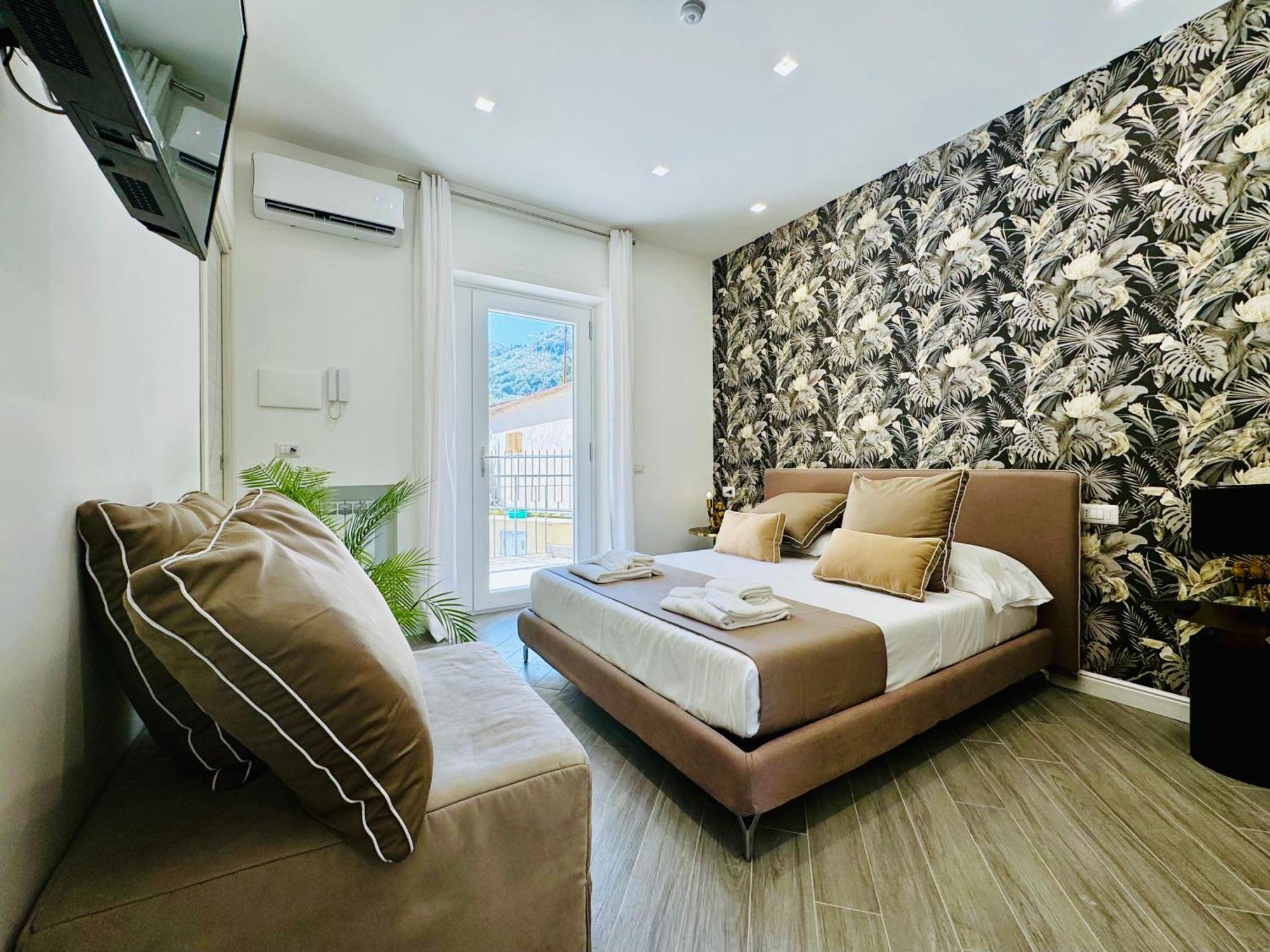 Yourhome - Santa Lucia Rooms Sorrento Esterno foto