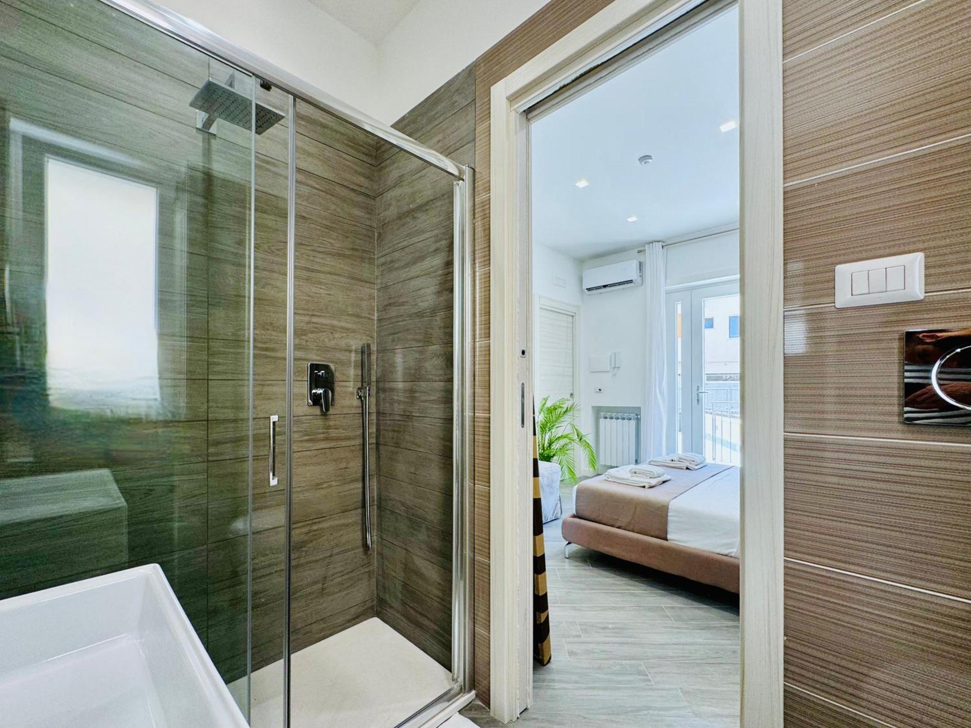 Yourhome - Santa Lucia Rooms Sorrento Esterno foto